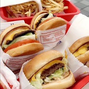 Meet your Posher, Cora